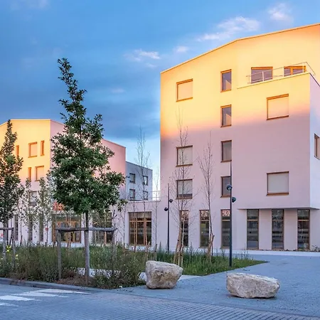 Ibis Styles Amiens Sud-3